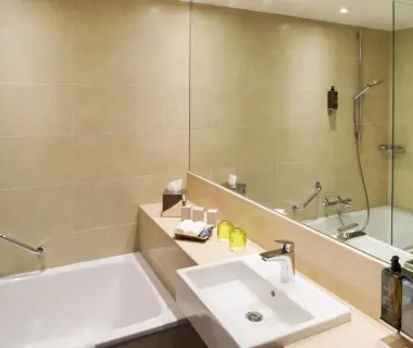 Holiday Inn Frankfurt Airport, an IHG Hotel