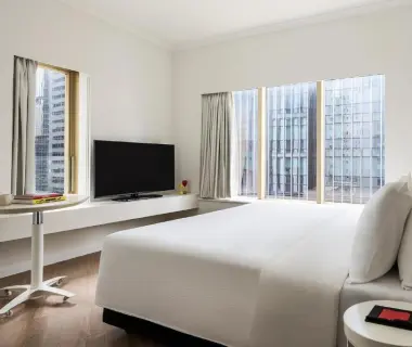 Ying'nFlo, Wesley Admiralty, Hong Kong