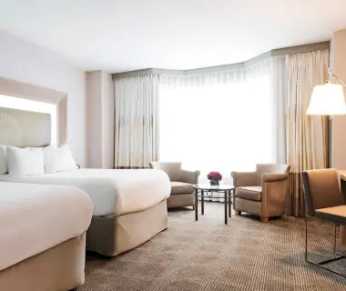 Novotel Montreal Center