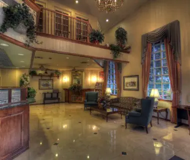 Anaheim Camelot Inn & Suites