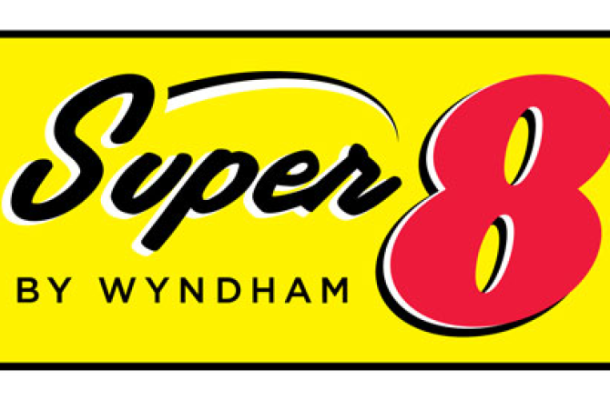 Super 8 by Wyndham Augsburg