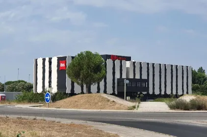 Ibis Lunel Petite Camargue