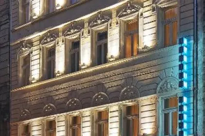 Atrium Fashion Hotel