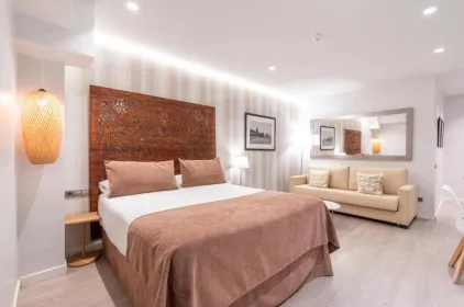 Serennia Fira Gran Via Exclusive Rooms