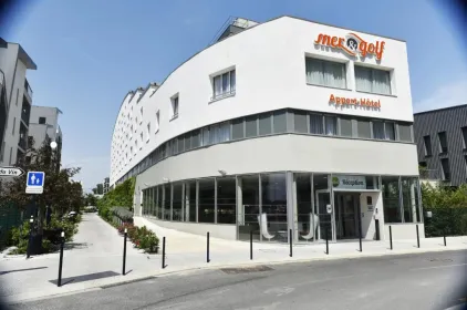 Appart-Hotel Mer & Golf City Bordeaux Bassins a flot