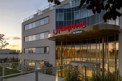 Hampton By Hilton Paris Charles De Gaulle Airport