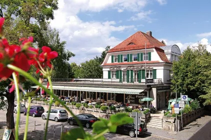 Appartment-Hotel-Holzl