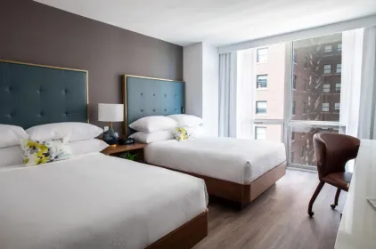 Le Meridien Essex Chicago